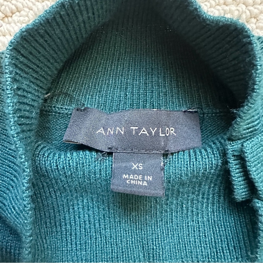 Ann Taylor Mock Neck Turtleneck in Forest Green - Picture 2 of 4